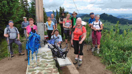 Bergwanderung des DAV auf den Wannenkopf in den Allgäuer Alpen bei schönem Bergwetter